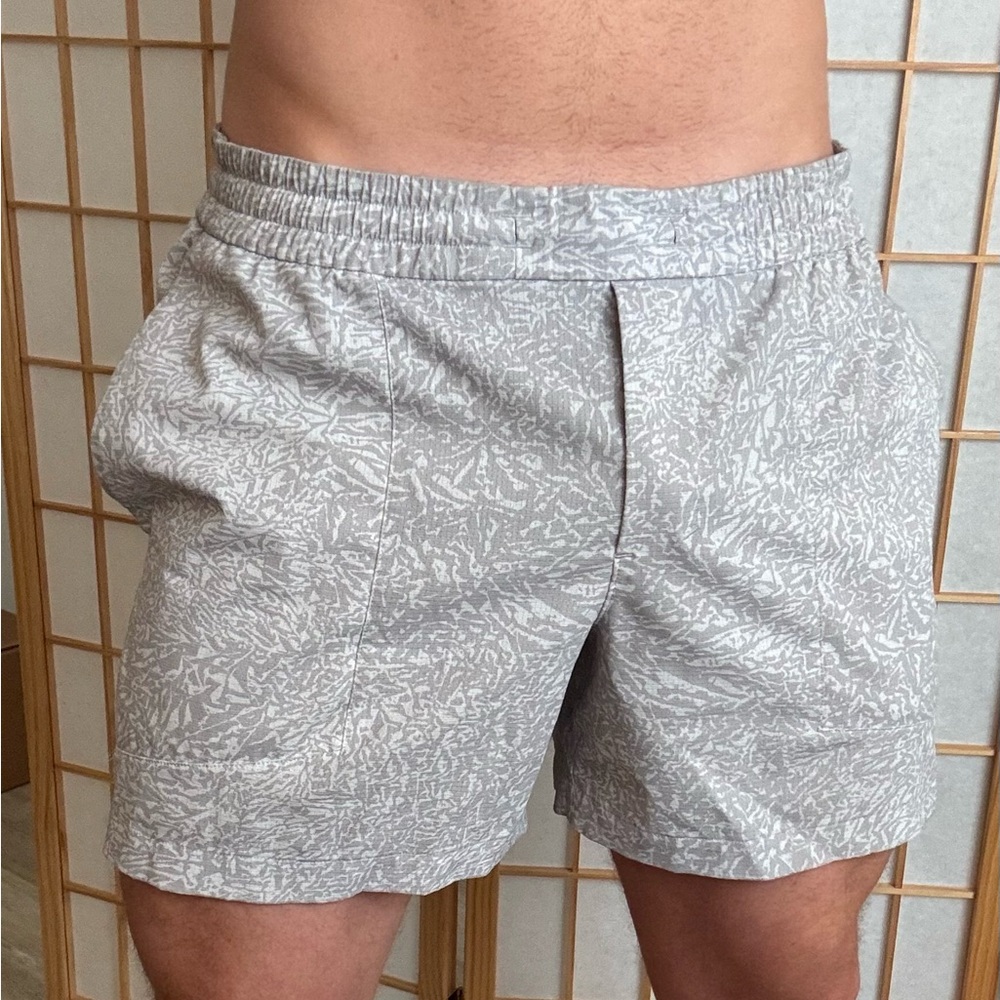 Lululemon 5" Bowline Stretch Short